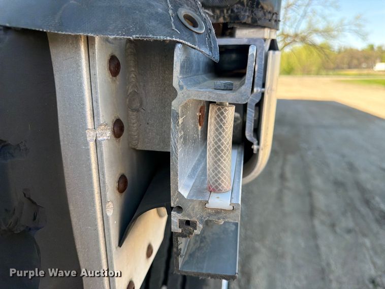 image for item FK0167 2005 Great Dane Trailers GPLWSAR-248-103 side curtain trailer