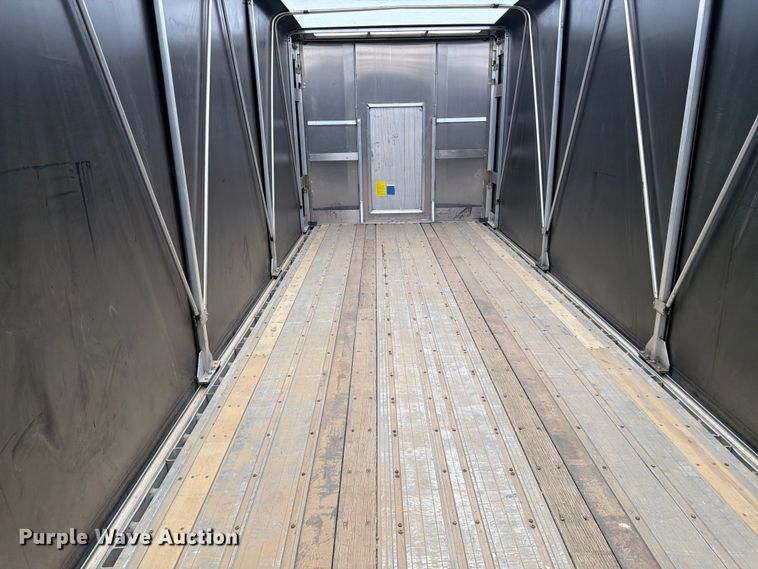 image for item FK0167 2005 Great Dane Trailers GPLWSAR-248-103 side curtain trailer