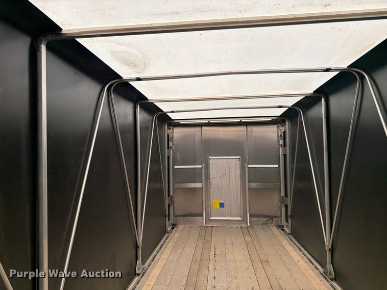 image for item FK0167 2005 Great Dane Trailers GPLWSAR-248-103 side curtain trailer