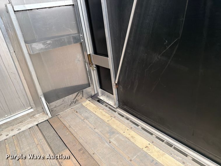 image for item FK0167 2005 Great Dane Trailers GPLWSAR-248-103 side curtain trailer