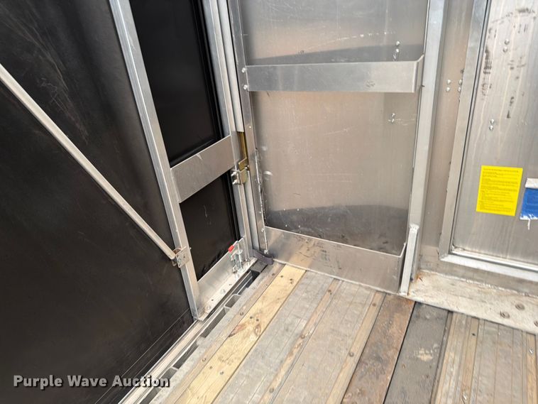 image for item FK0167 2005 Great Dane Trailers GPLWSAR-248-103 side curtain trailer