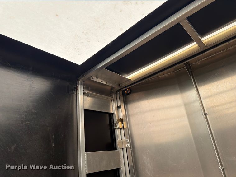 image for item FK0167 2005 Great Dane Trailers GPLWSAR-248-103 side curtain trailer