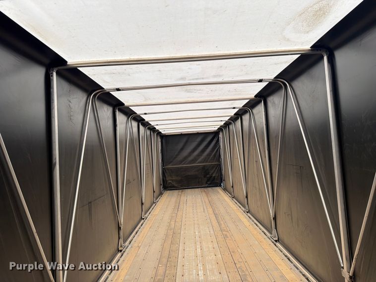 image for item FK0167 2005 Great Dane Trailers GPLWSAR-248-103 side curtain trailer