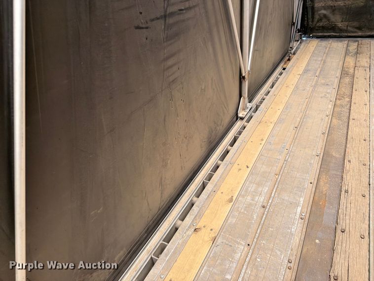 image for item FK0167 2005 Great Dane Trailers GPLWSAR-248-103 side curtain trailer
