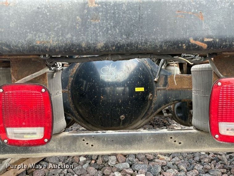 image for item FK1210 2016 Mack CXU613 semi truck