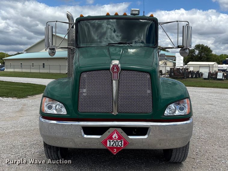 image for item FK1430 2014 Kenworth T370 fuel truck