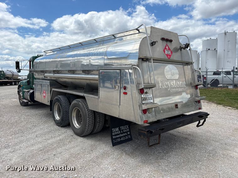 image for item FK1430 2014 Kenworth T370 fuel truck