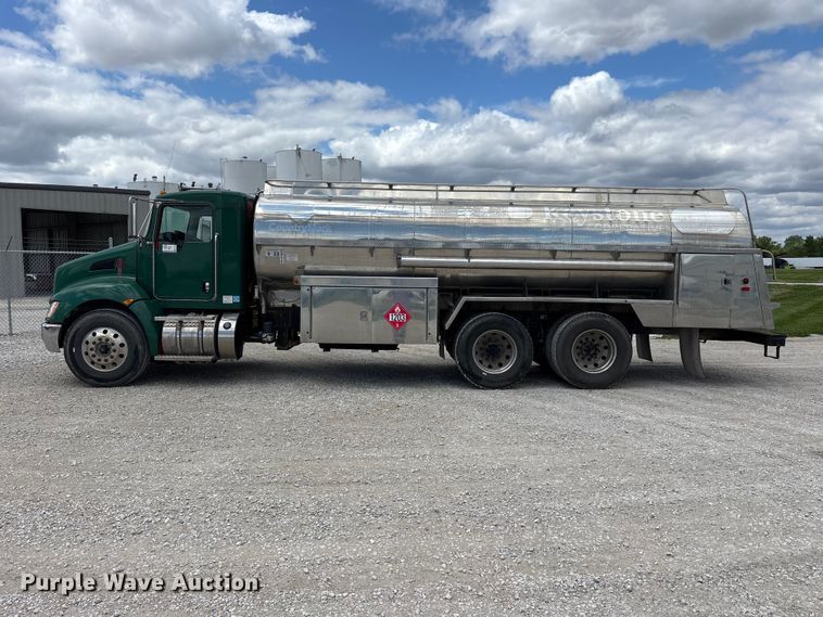 image for item FK1430 2014 Kenworth T370 fuel truck