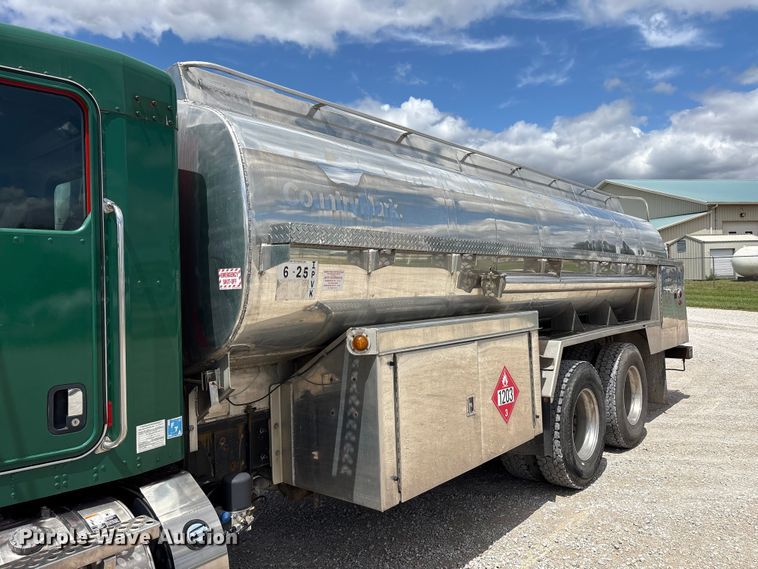 image for item FK1430 2014 Kenworth T370 fuel truck