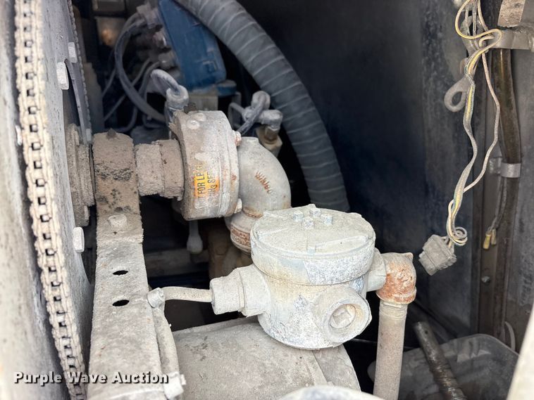 image for item FK1430 2014 Kenworth T370 fuel truck