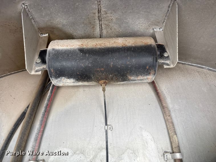 image for item FK1430 2014 Kenworth T370 fuel truck