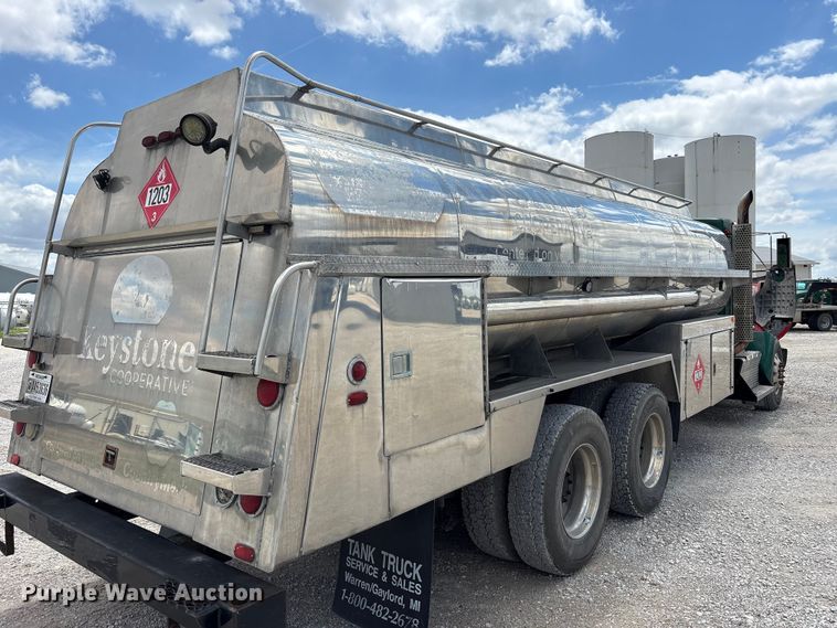image for item FK1430 2014 Kenworth T370 fuel truck
