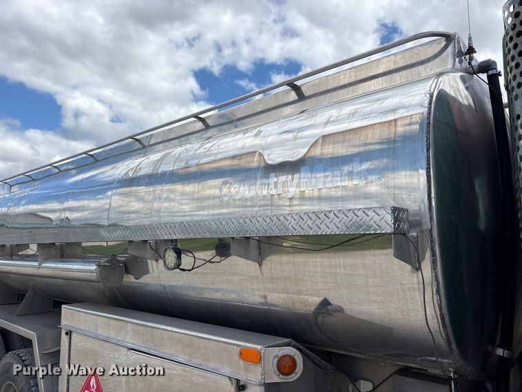 image for item FK1430 2014 Kenworth T370 fuel truck