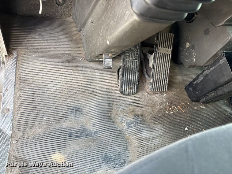 image for item FK1430 2014 Kenworth T370 fuel truck