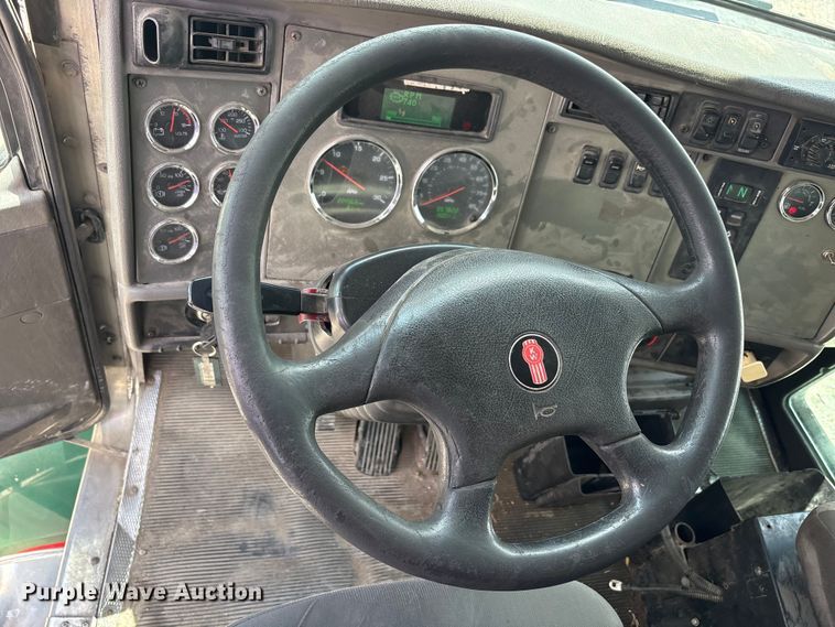 image for item FK1430 2014 Kenworth T370 fuel truck