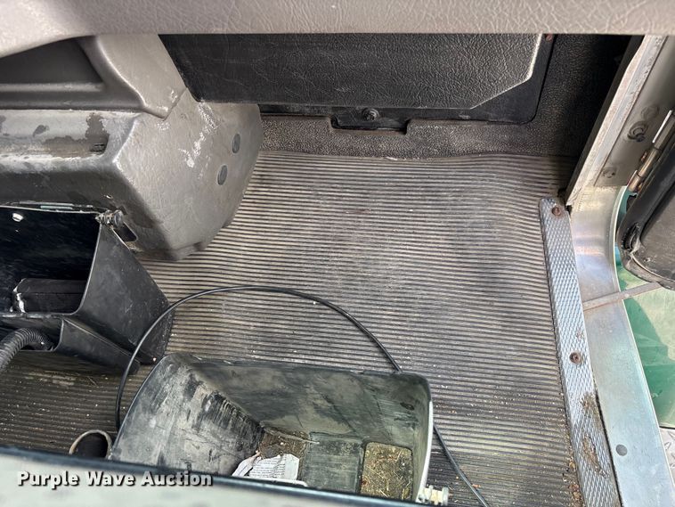 image for item FK1430 2014 Kenworth T370 fuel truck
