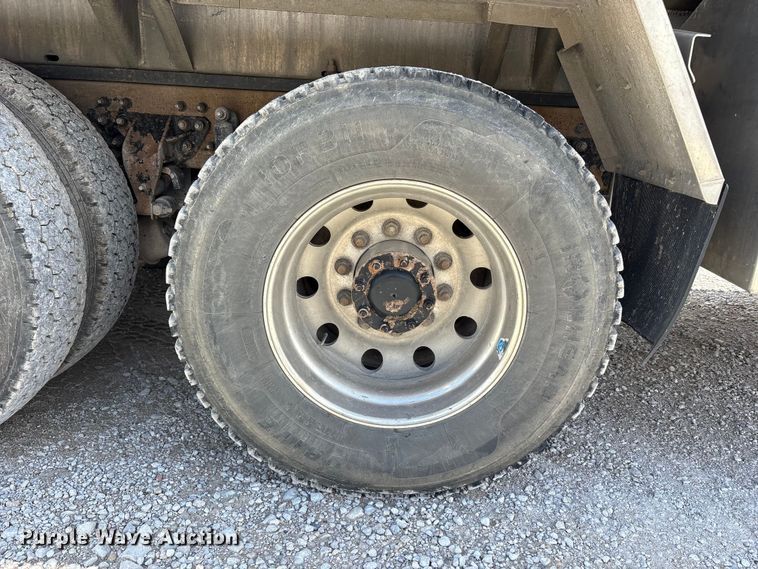 image for item FK1430 2014 Kenworth T370 fuel truck