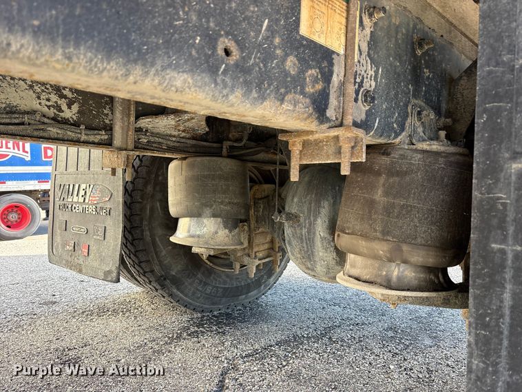 image for item FK1431 2012 Freightliner Business Class M2 box truck