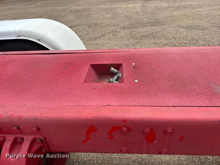 image for item MX9251 2000 Peterbilt 379 semi truck