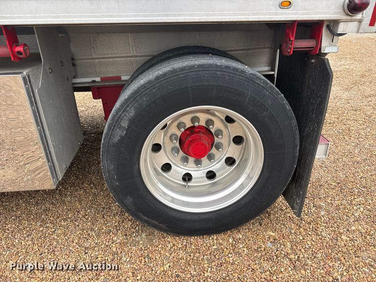 image for item MX9254 2016 Fontaine HCR5212WSA flatbed trailer