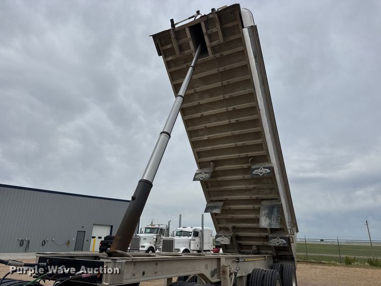 image for item MX9255 2021 Trailstar end dump trailer