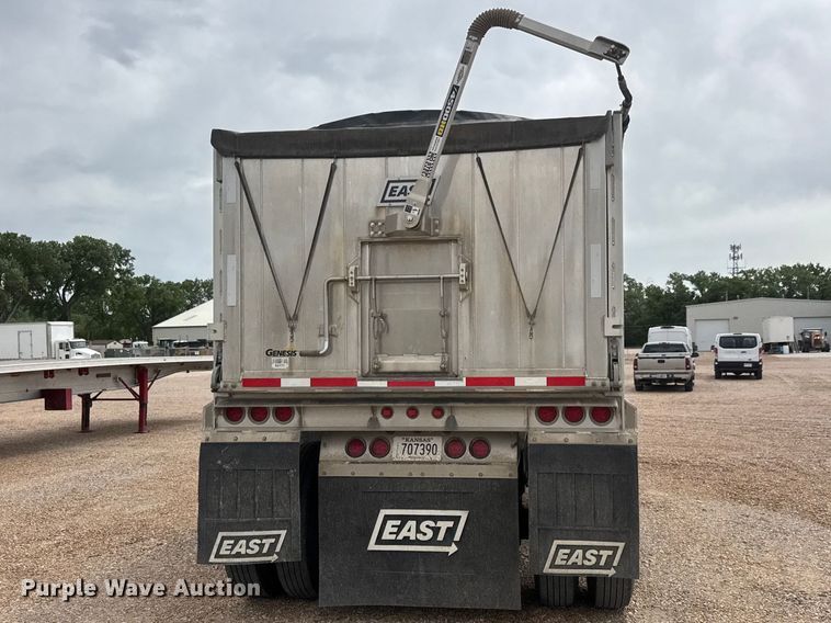 image for item MX9256 2023 East end dump trailer