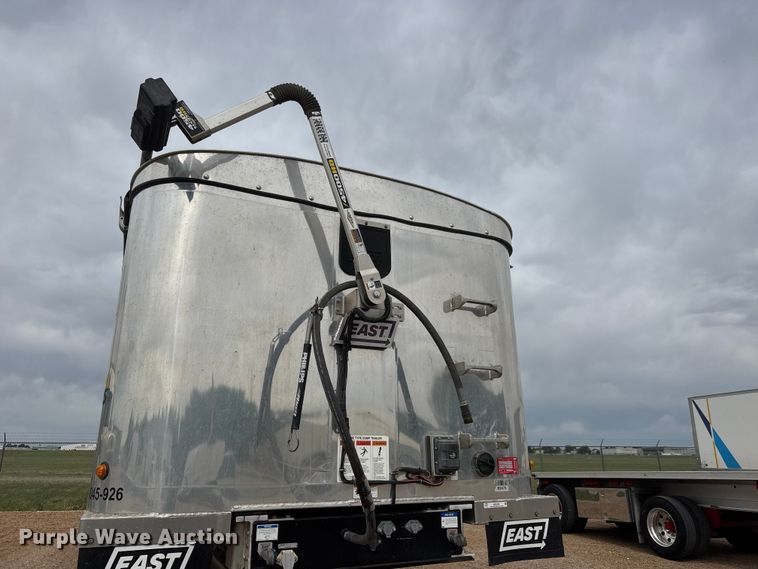 image for item MX9256 2023 East end dump trailer