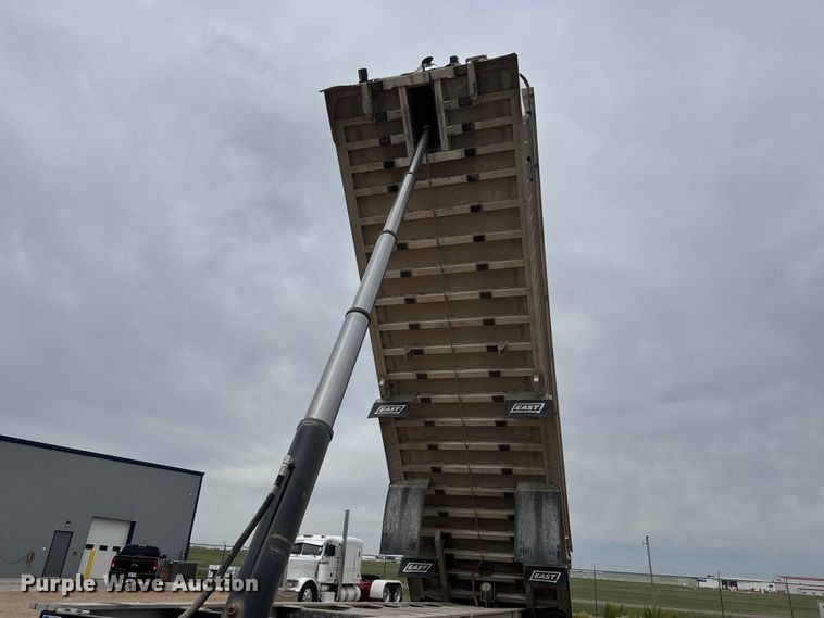 image for item MX9256 2023 East end dump trailer