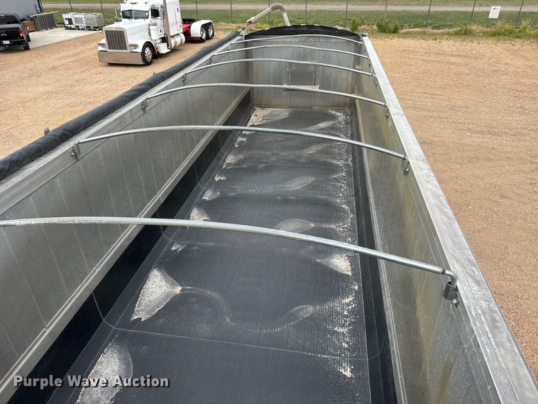 image for item MX9256 2023 East end dump trailer