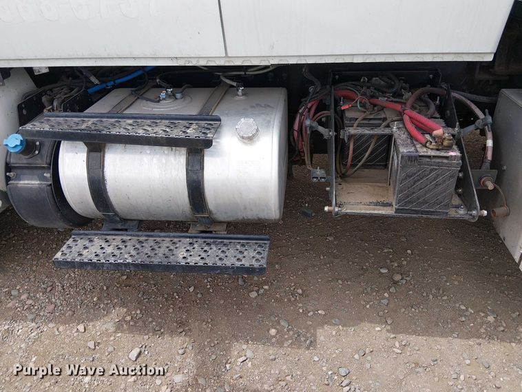 image for item YA1265 2022 International MV607 rollback truck