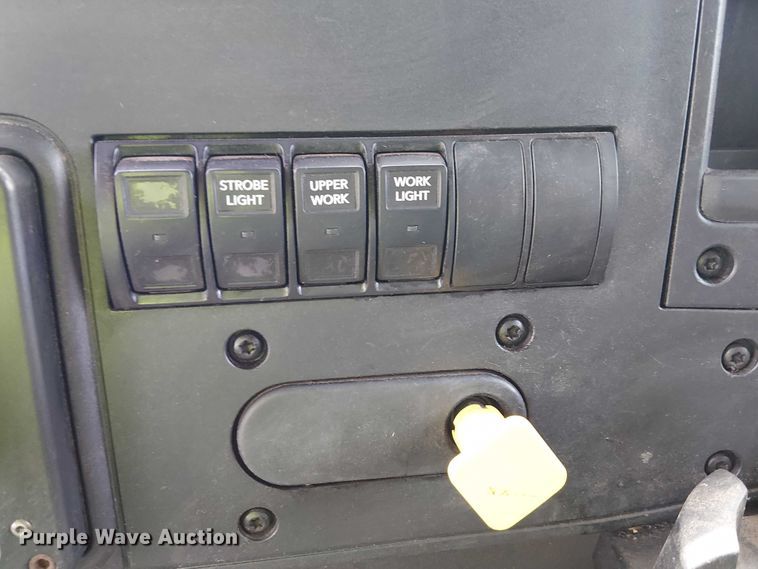 image for item YA1265 2022 International MV607 rollback truck