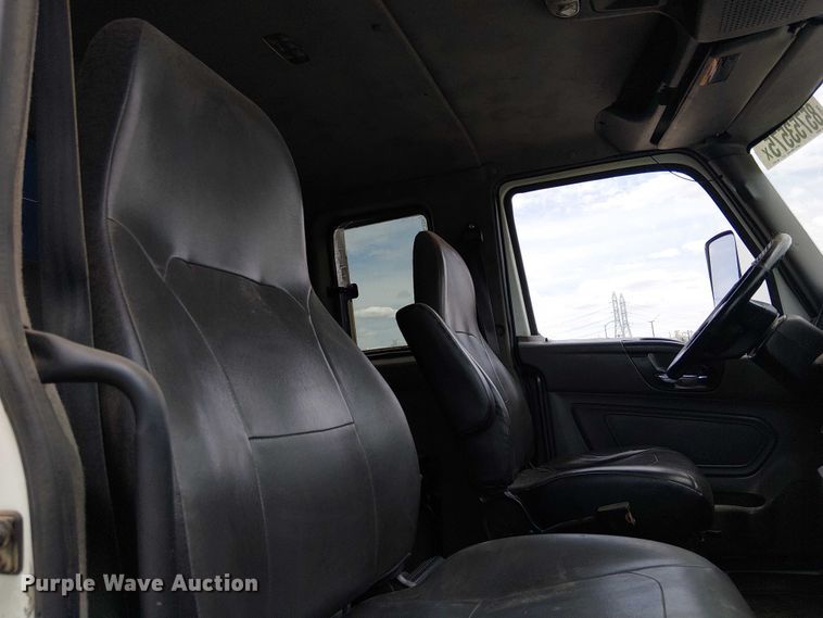 image for item YA1265 2022 International MV607 rollback truck