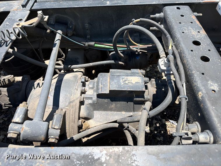 image for item YA1395 2016 International ProStar Plus semi truck