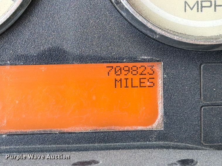 image for item YA1395 2016 International ProStar Plus semi truck