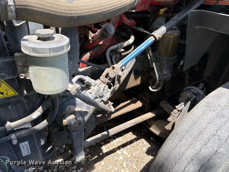image for item YA1395 2016 International ProStar Plus semi truck