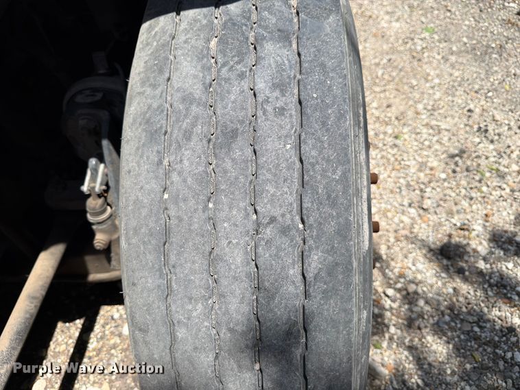 image for item YA1395 2016 International ProStar Plus semi truck