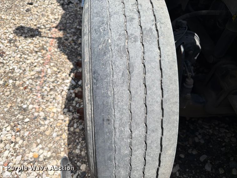 image for item YA1395 2016 International ProStar Plus semi truck