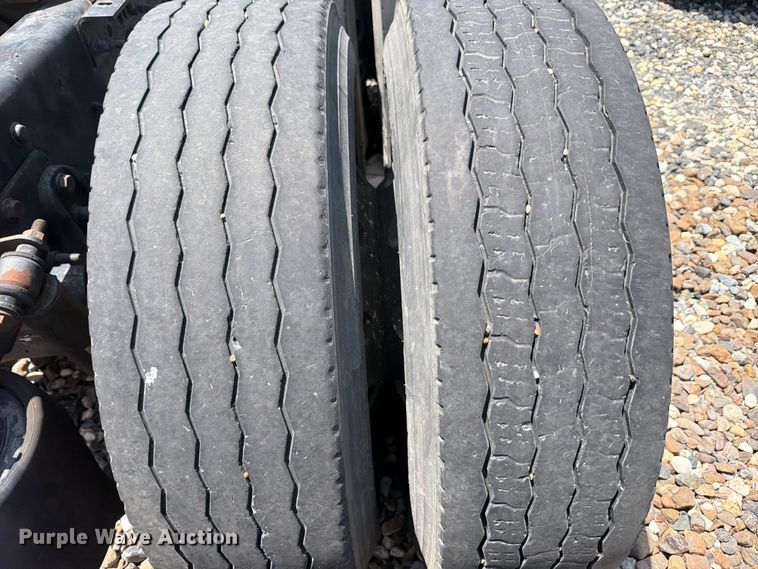 image for item YA1395 2016 International ProStar Plus semi truck