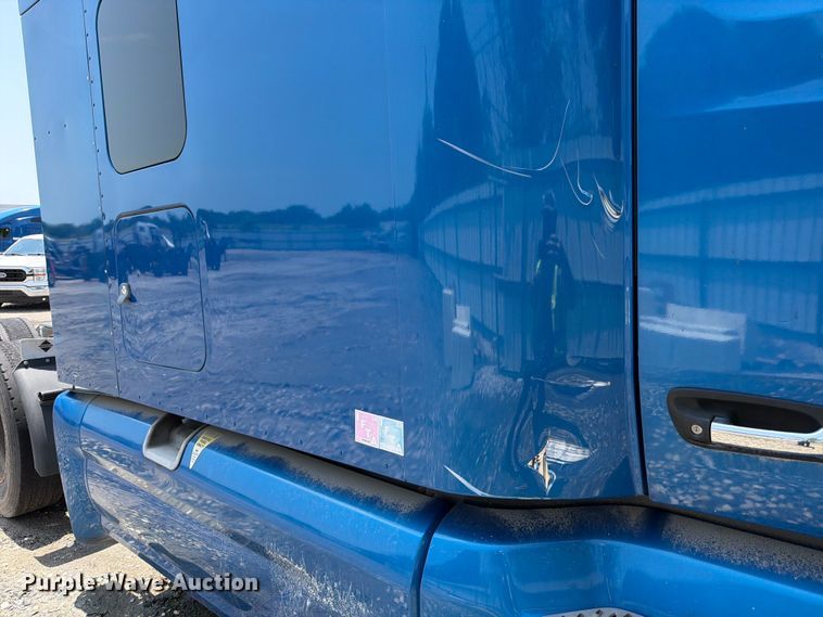 image for item YA1605 2019 Peterbilt 579 semi truck