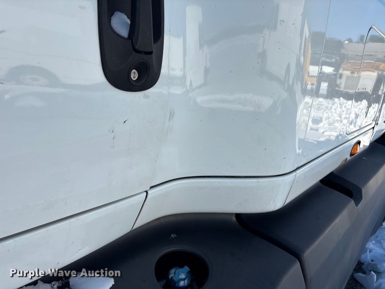 image for item YA1668 2019 International LT625 semi truck