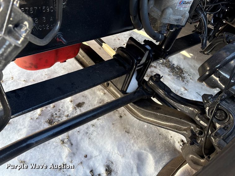 image for item YA1668 2019 International LT625 semi truck