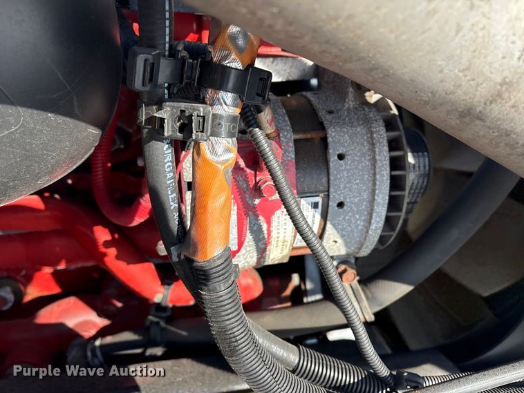 image for item YA1668 2019 International LT625 semi truck