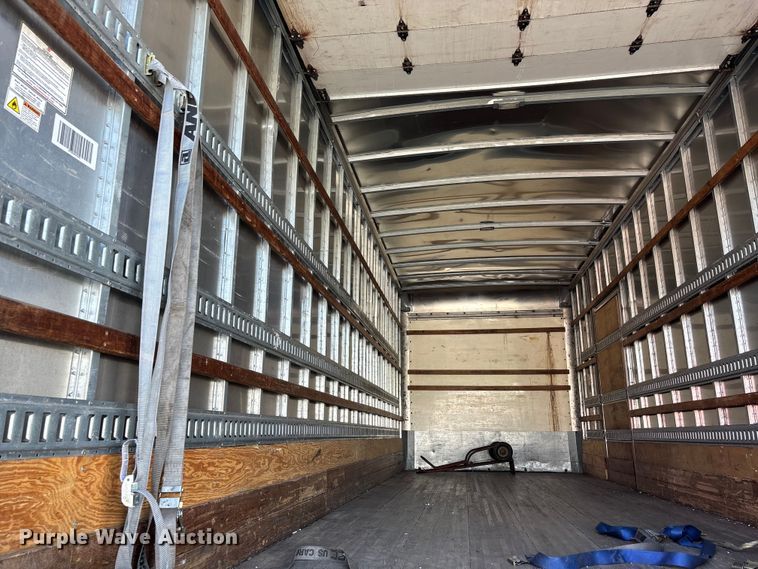 image for item YA1921 2018 International 4300 box truck