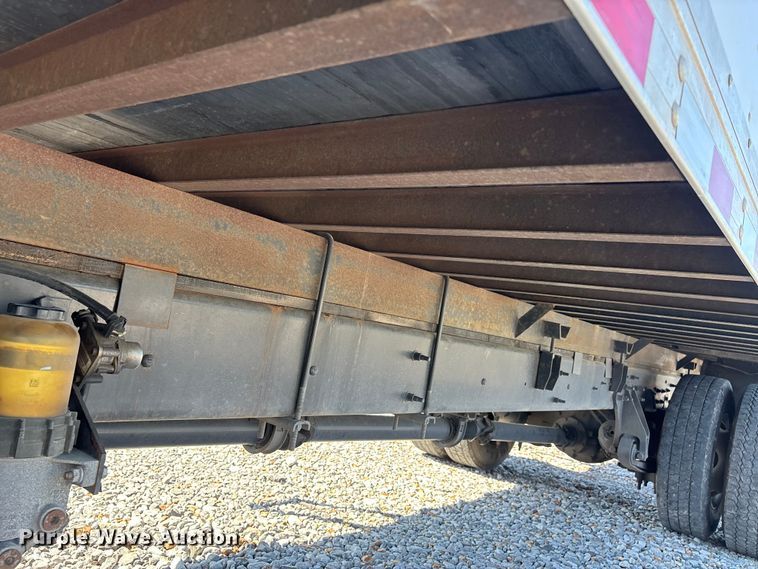 image for item YA1921 2018 International 4300 box truck