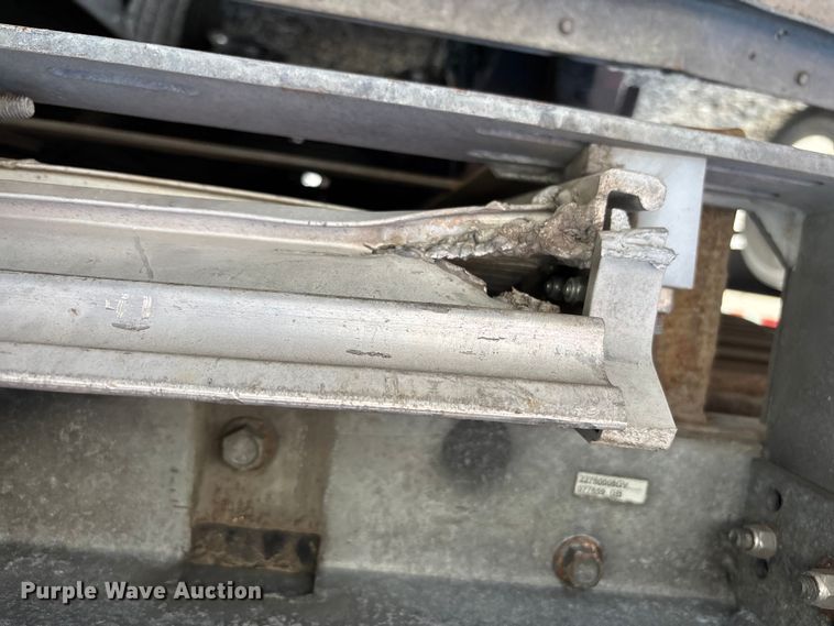 image for item YA1921 2018 International 4300 box truck