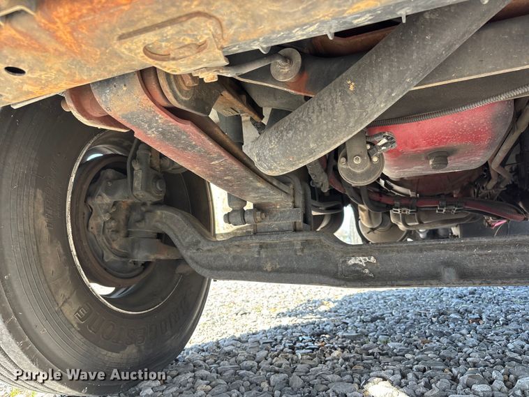 image for item YA1921 2018 International 4300 box truck
