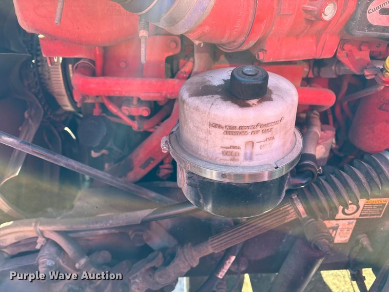 image for item YA2179 2021 Peterbilt 567 roll-off container truck