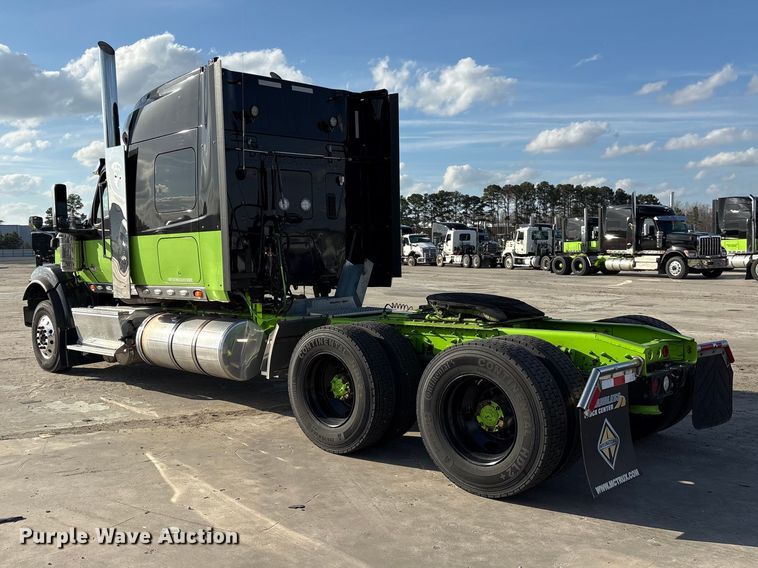 image for item YA2273 2023 International HX520 semi truck