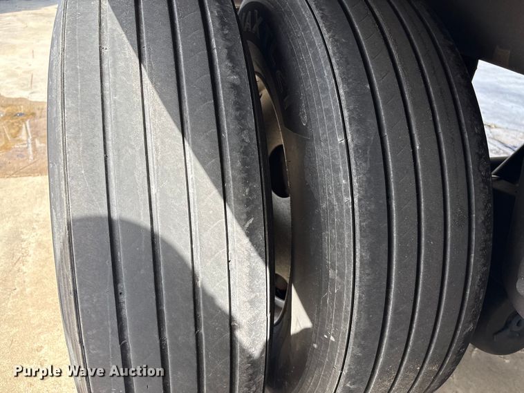 image for item YA2405 2024 Stoughton ZGPVW-535T-S-C-AR dry van trailer