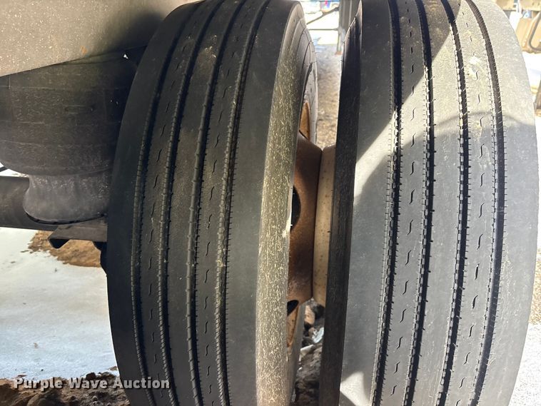 image for item YA2501 2024 Hyundai Translead VC2530152-AJS dry van trailer